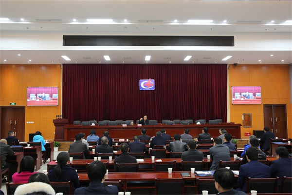 公司組織學(xué)習(xí)貫徹黨的十九大精神專(zhuān)題學(xué)習(xí)班