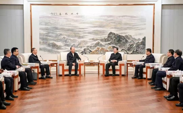 莫鼎革拜會遼寧省委書記郝鵬、省長王新偉